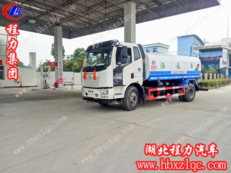 2019/06/27/，胡總在程力集團(tuán)自提一輛14方解放J6灑水車，單號(hào)：25199/70129