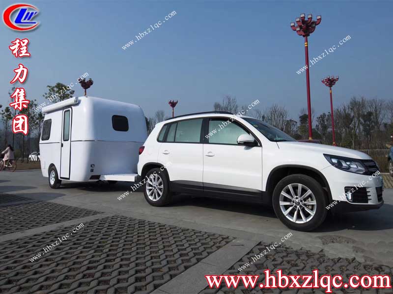 湖北程力集團(tuán)首推小型拖掛式房車，歡迎廣大客戶前來考察