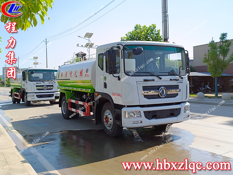 程力集團東風D9灑水車發(fā)車前往內(nèi)蒙古通遼市，為內(nèi)蒙抗旱救災盡一份力！